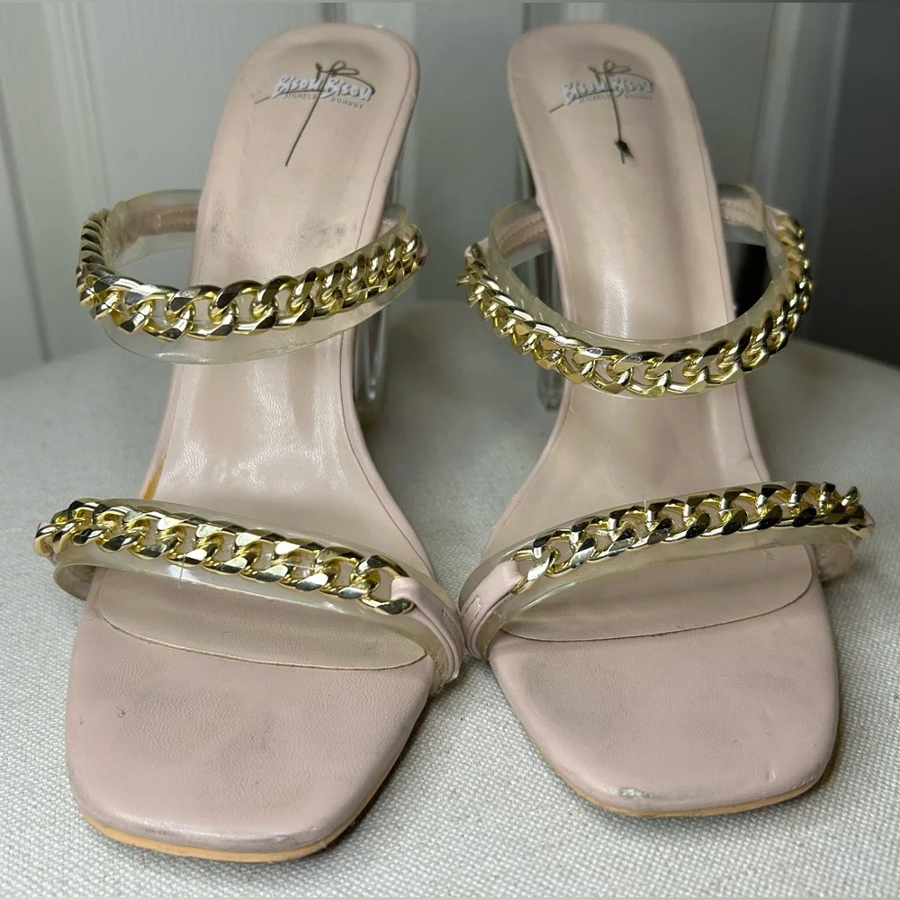 Bisou Bisou Nude Acrylic Block Heels Gold Chain Straps Formal Evening Bling Sz 9